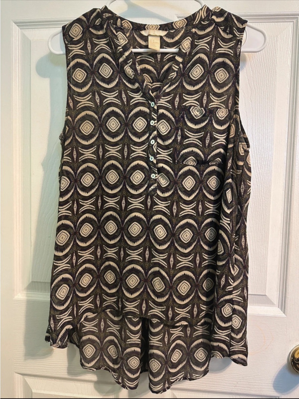 H&M Sleeveless Geometric Print Camisole in Black & Cream